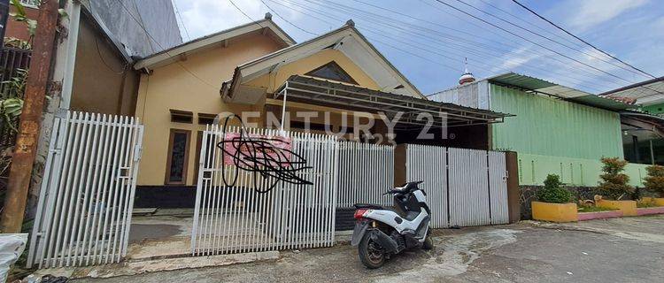 Rumah Adem Dan Murah Di Komplek Griya Leles  1