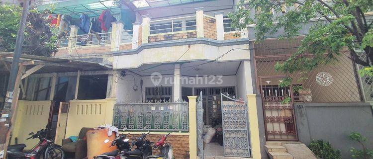 Rumah 2 Lantai Butuh Renovasi Unfurnished SHM Di jual CEPAT 1