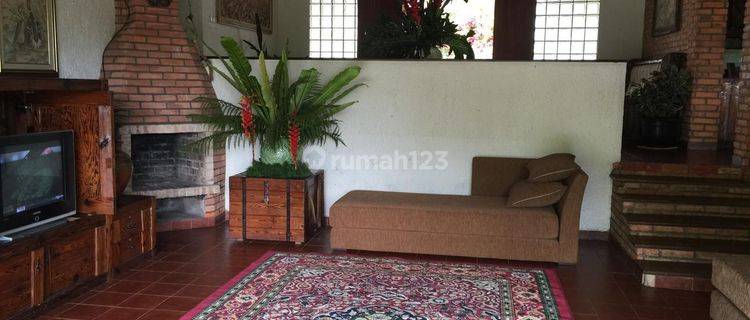 Dijual Villa di daerah Puncak 1