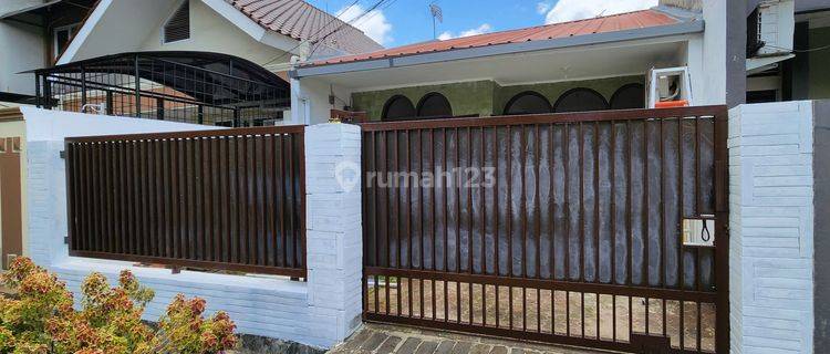 Disewakan Rumah Di Kavling DKI, Pondok Kelapa, Semi Furnished, Murah 1