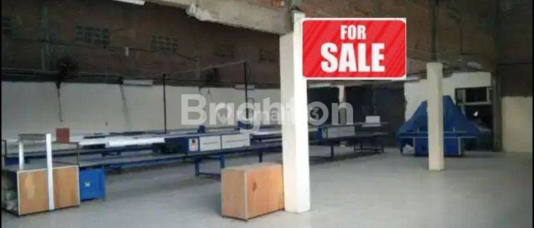 GUDANG DAN TANAH DI KAWASAN INDUSTRI DEKAT PABRIK ROKOK DJARUM 1