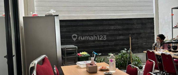 HOT SALE Ruko 2 lt Pinggir jalan raya Utama Bintaro Sek 3 CL 061 1