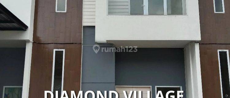 Disewa Rumah Siap Huni Komplek Diamond Village Jalan Berlian Sari 1