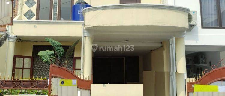 Rumah Disewakan 2 Lantai, Murah, Jarang Ada  1