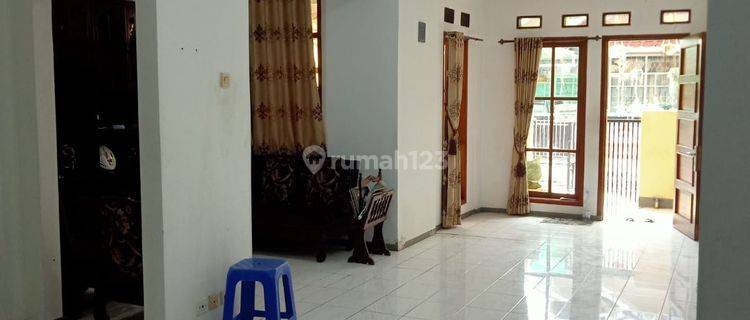 Rumah Dua Lantai Pondok Mutiara Cimahi 1