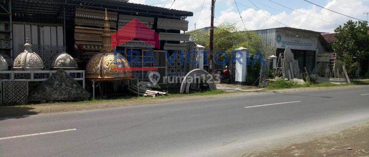 Rumah Dijual Di Jalan Kediri - Warujayeng, Rumah Diapit 2 Toko Area Ramai 1