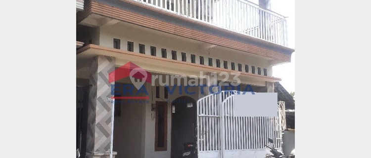 Rumah DIJUAL Daerah Mojoroto Kediri bebas banjir 1 menit dari Taman Sekartaji, 2 menit dari Pasar Bandar, SMAN 1,2,7 Kota Kediri, SMAK ST Agustinus, SMA Muhamadiyah, SMPN 4,8 Kota Kediri 1