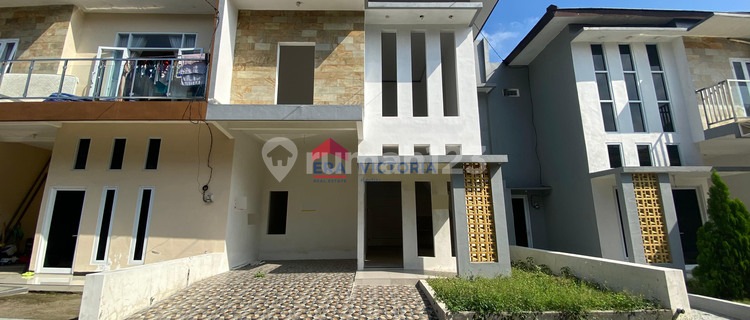 1 Unit Ready! Comfortable 2-Story House in Bella Mansion 1