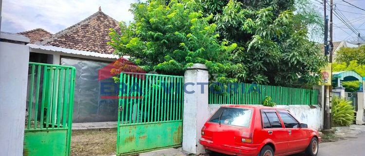 Rumah DISEWA Daerah Banjaran Kediri Cocok untuk cafe, kantor distributor, dekat dengan kawasan persekolahan dan pasar 1