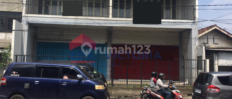 Selling 2 Shophouses 360 m2 Freehold Certificate Mojoroto, Kediri Strategic Location 1