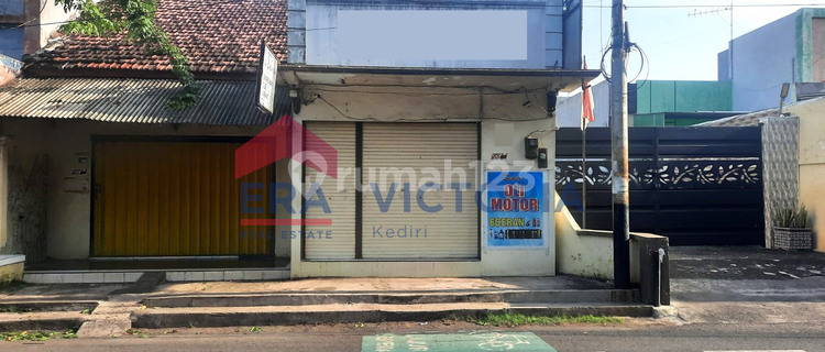 Shop House + House in a Strategic & Busy Location in Tisnonegaran Probolinggo 1