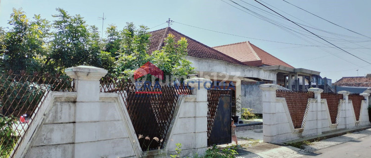 Dijual Cepat 2 Rumah Bagus Siap Huni + Tanah Kertosono, Nganjuk 1