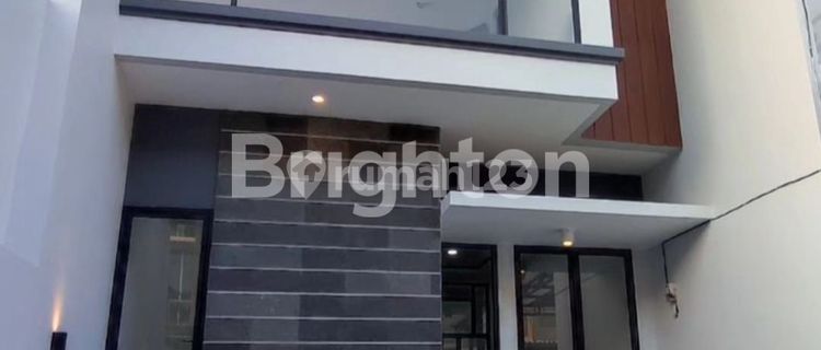 Rumah Baru Design Good Looking Diklampis Semolo  1