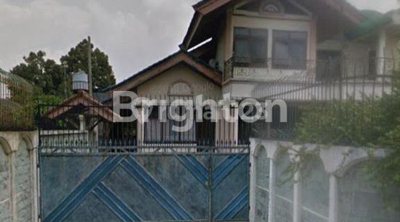 Price Still Negotiable! Prime Location! Land Price Only House on Sasak Kebon Jeruk Road, West Jakarta 1