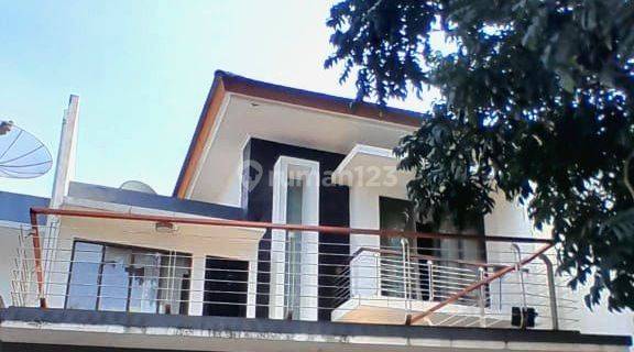 Rumah Mewah 2 Lantai Full Furnished Mahogany, Cibubur 1