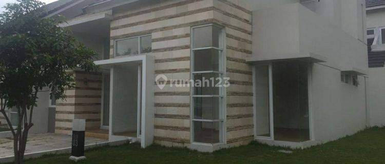 *Rumah Asri 2 Lantai di cluster Summer Meadow Citra Grand City 1