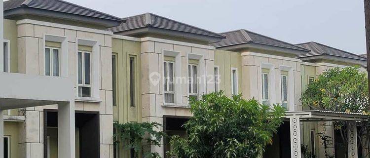 Rumah 2 Lantai, SHM  di Cluster Sutera Leora
Alam Sutera (yoy) 1