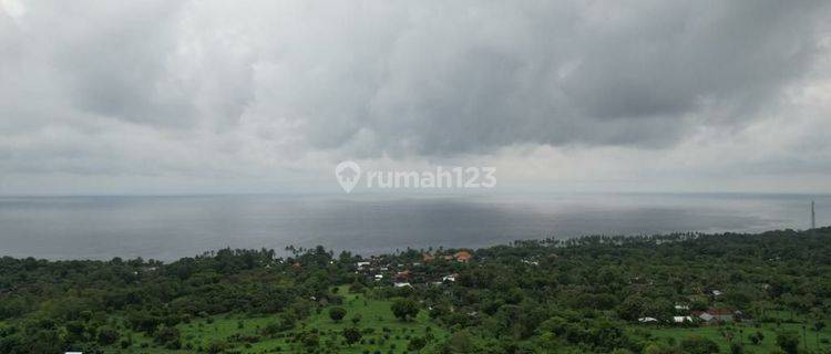 Tanah 63 are dekat pantai di Desa Tulamben
Karang Asam, Bali 1