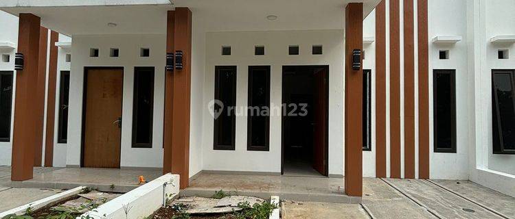 Rumah murah rumah minimalis modern rumah 2 lantai di  Jl. Ciater Wareng, RT.01/RW.013 des, Rawakalong, Kec. Gn. Sindur, Kabupaten Bogor, Jawa Barat 16540 2 Lantai SHM Baru Timur 1