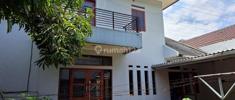 Rumah Nyaman Terawat Asri Batununggal Indah  1