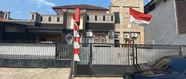 Pangkalan Jati Boarding House: 2 Floors, Land Area 376 M2, 23 Rooms, Quick Sale Cheap