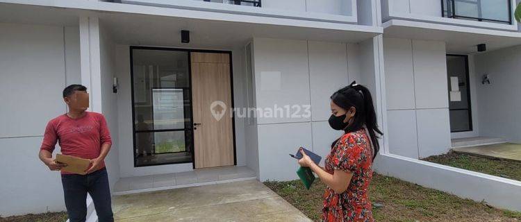 Rumah Rolling Hills Karawang Barat 2 Lantai, Lt 86 M2, Baru 1