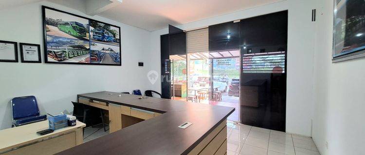 Ruko Dijual 3 Lantai di Kota Baru Parahyangan Lokasi Strategis 1