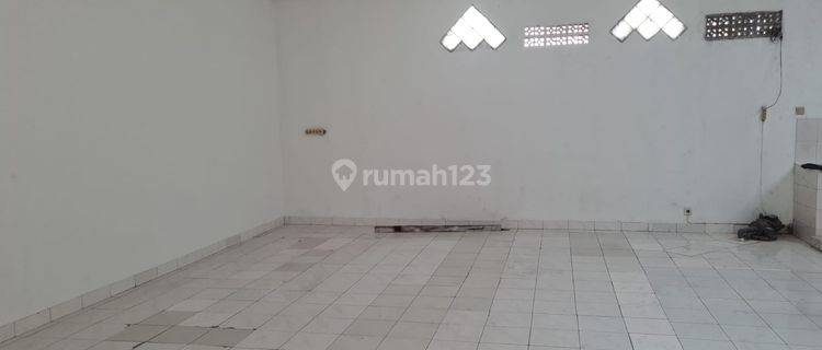 Disewakan Rumah Modern Minimalis Nyaman di Holis Dekat Bpk 1