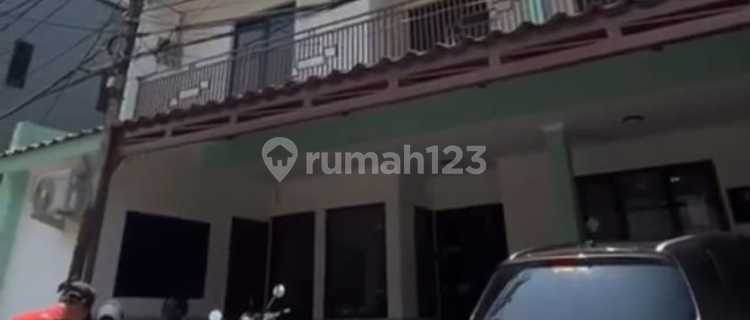 For Sale: Boarding House with a Freight Elevator, You Know! 1