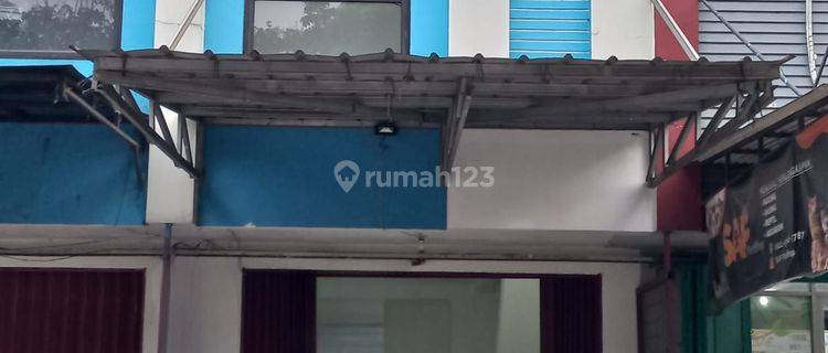 Ruko 2 Lantai Siap Pakai Selesai Renovasi Di Taman Royal 3 1