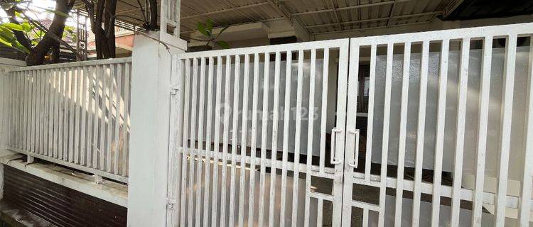  Rumah 1lt 126m 3kt Cluster Aralia Harapan Indah Bekasi. 1