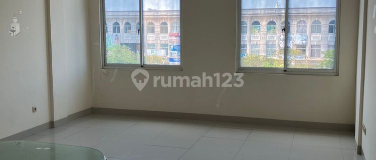 FOR SALE Shop house in GREENLAKE Bagus area, FULLY FURNISHED. 1
