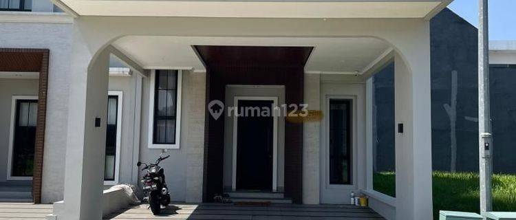 Rumah 2lt Full Furnished di Sutera Victoria Alam Sutera 1