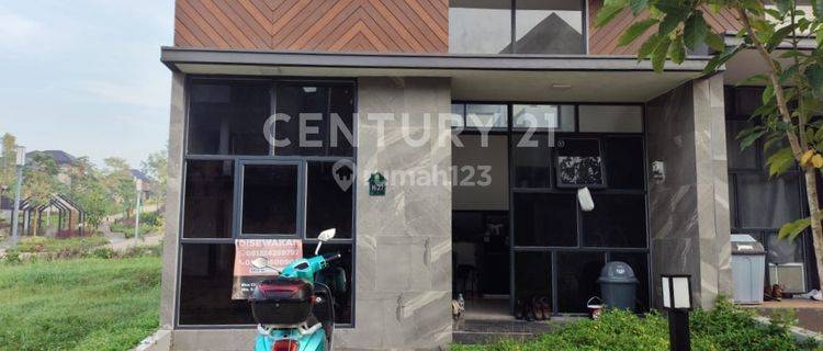 Di Jual Rumah Rasa Villa Tangerang 10 Menit Ke BSD 1