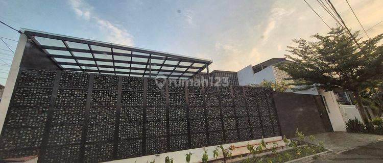 Rumah cantik di Jl.Swasembada ,Majasem 2 Lantai SHM Bagus dan hadap Utara 1