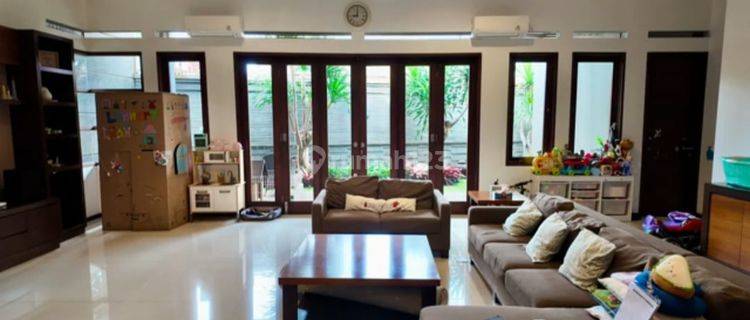  Rumah Mewah Lux Full Furnished Bagus di Ters Sutami, Sarijadi 1