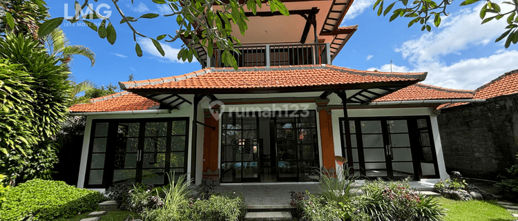 Villa in Sanur, Denpasar 1