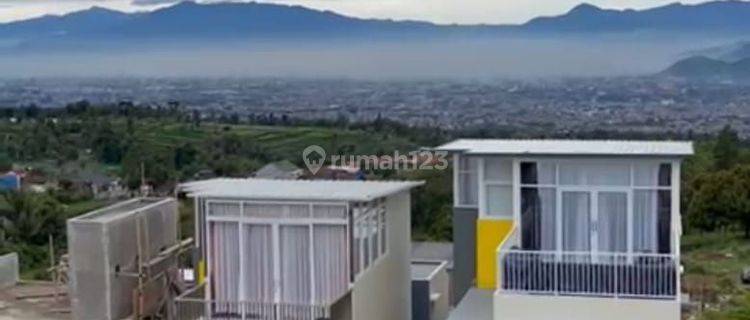 Cantik bangettt! Rumah 3lt view gunung & citylight udara sejuk 1