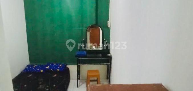 For Sale: 23-Room Boarding House in North Kedoya, West Jakarta, 23 Bedrooms, 3.5 Floors, STRATEGIC LOCATION, FULL FACILITIES. PRICE 3.7 B NEGOTIABLE. 1