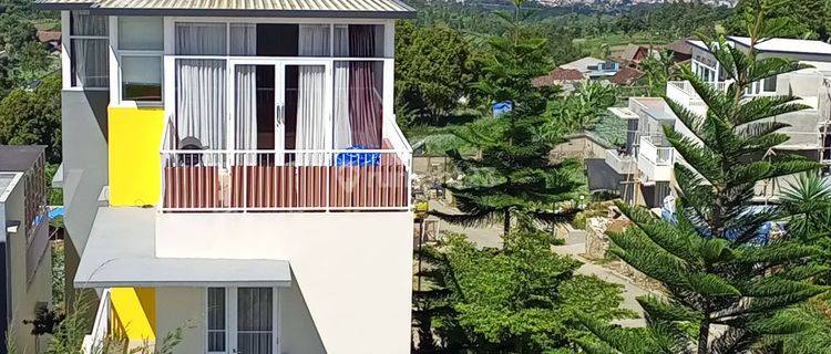 Rumah 3 Lt nyaman view gunung strategis dekt wisata & 15 mnit Tol 1