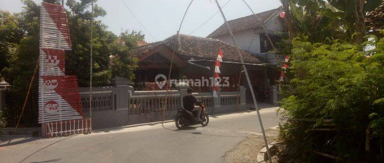 Di Jual Tanah Bonus Rumah Terawat Luas 150 M2 Legalitas SHM 1