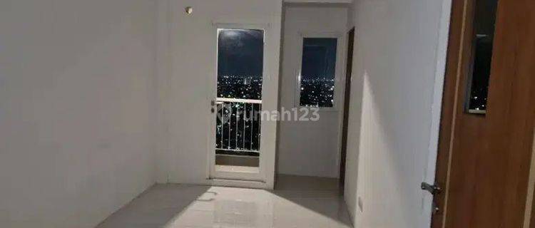 Disewakan Apartemen Puncak Dharmahusada dekat Unair C 1