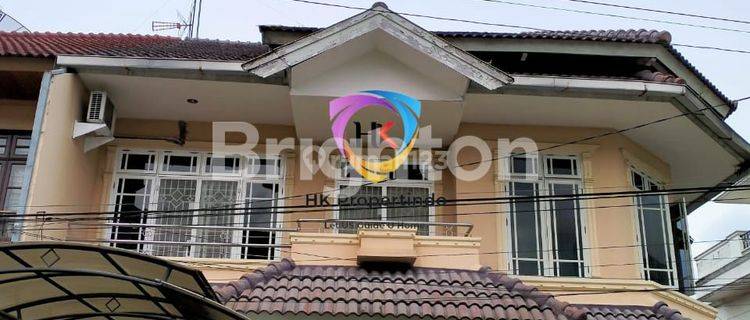 Rumah Villa Elite Kawasan Polonia Medan 1