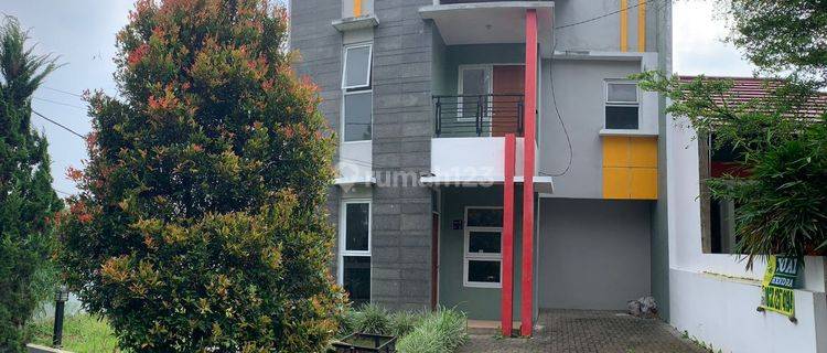 Jarang Ada Rumah 2 Tingkat di Puri Melia Garden Bandung 1