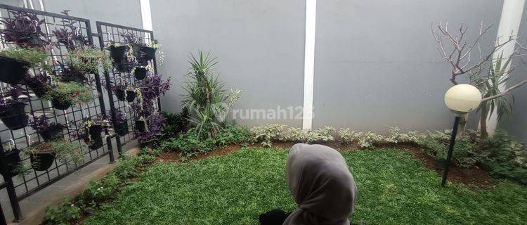 Rumah Bangunan Cantik di Harapan indah  1