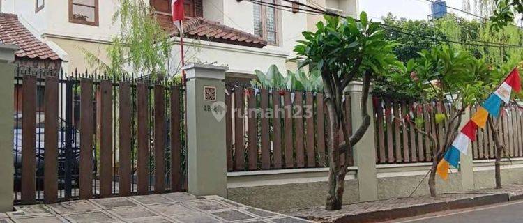 Dijual Cepat Rumah Kavling Design Modern Punya Swiming Pool 1