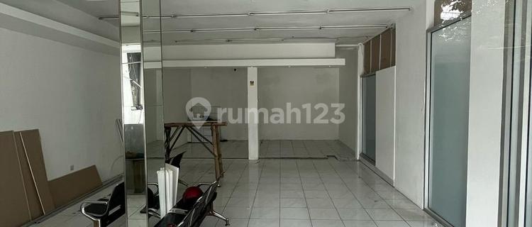 FOR SALE: 2-STORY SHOPHOUSE, STRATEGIC LOCATION ON JL. BKR 1