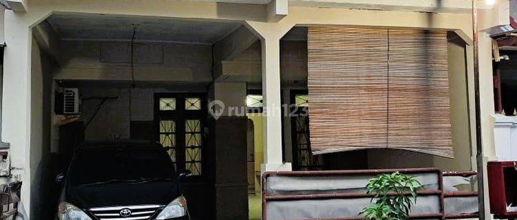 Rumah Unfurnished SHM di Taman Harapan Baru, Bekasi 1