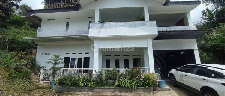 Villa Nyaman Full Furnished 3 Lantai Di Gembong Pasir Jambu Ciwidey Bandung 1