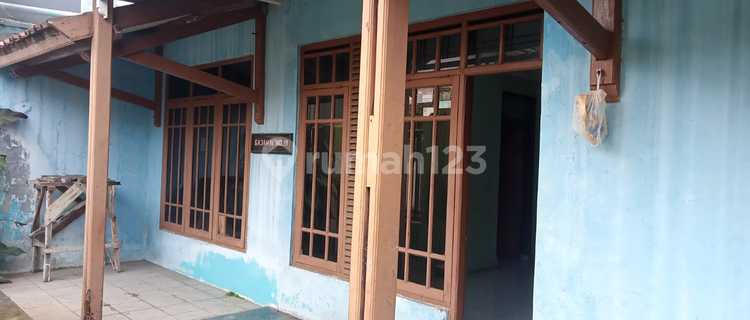 Dikontrakan Rumah 1,5 Lantai Sederhana Di Suaka Cimahi Selatan 1